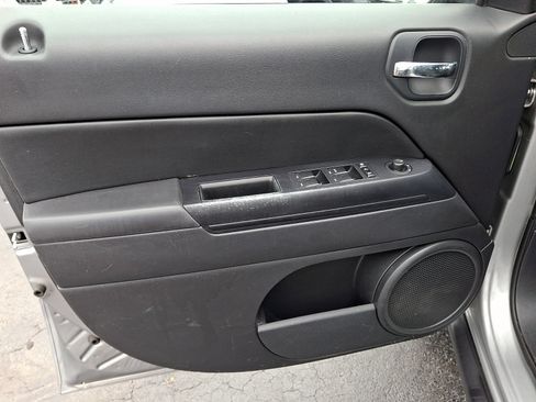 Used 2015 Jeep Patriot Sport w/ Power Value Group FWD image 12