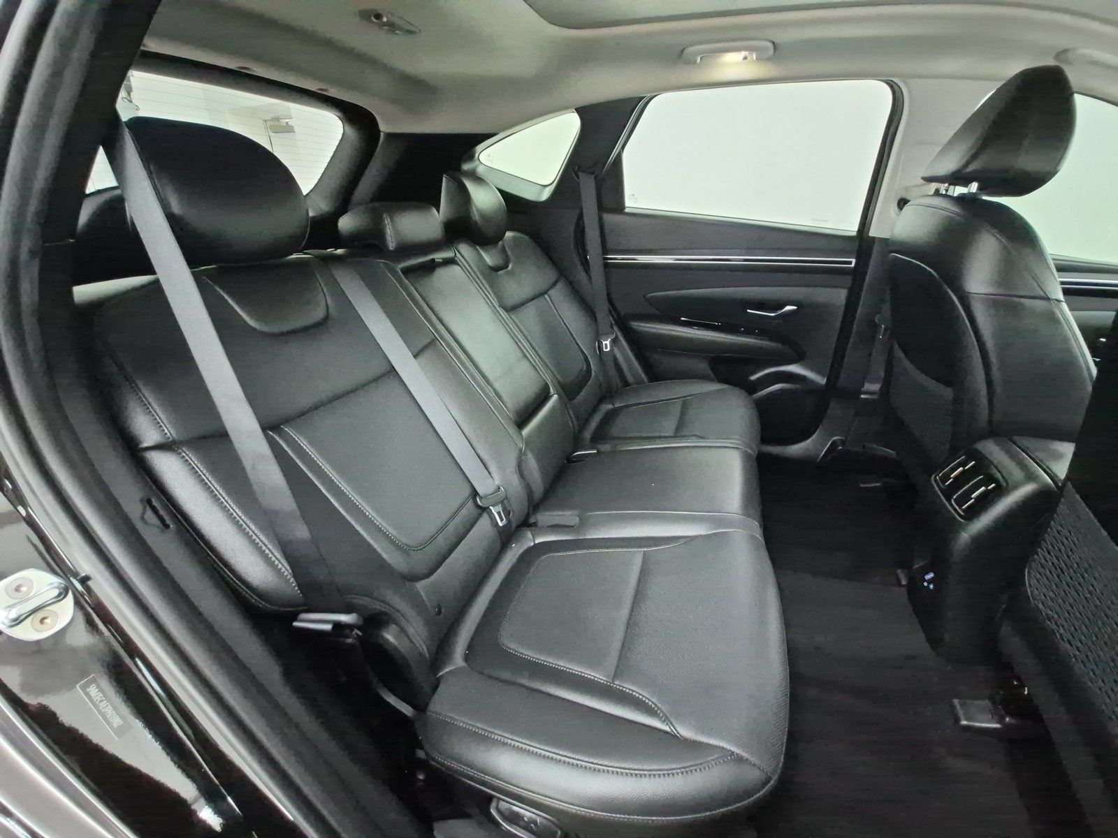 Used 2023 Hyundai Tucson Limited AWD/4WD image 24