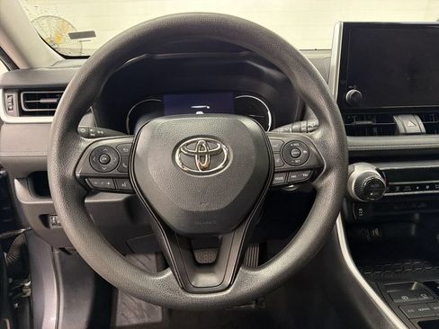 Used 2024 Toyota RAV4 XLE FWD image 18