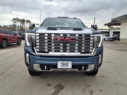 New 2026 GMC Sierra 2500 Denali w/ Denali Reserve Package AWD/4WD image 5