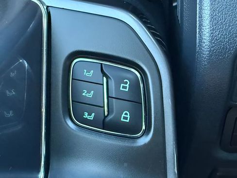 Used 2022 Ford F150 Lariat w/ Equipment Group 502A High AWD/4WD image 26