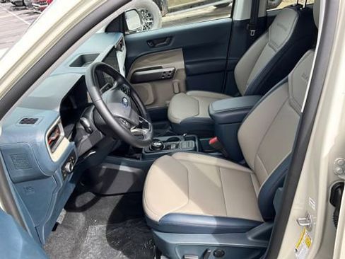 Used 2025 Ford Maverick Lariat AWD/4WD image 25