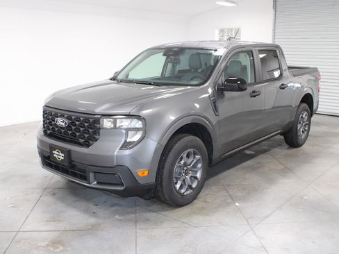 New 2026 Ford Maverick XLT w/ XLT Luxury Package image 3