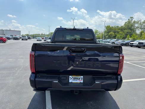 Used 2025 Toyota Tundra Platinum AWD/4WD image 5