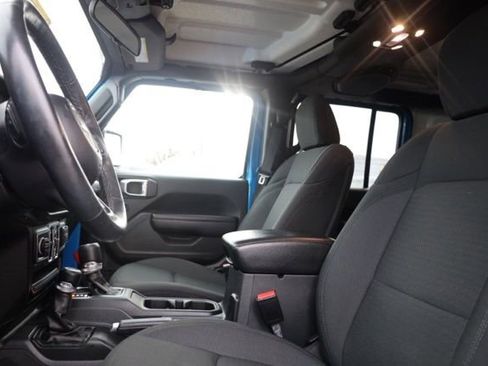 Used 2021 Jeep Wrangler Unlimited Sport image 16