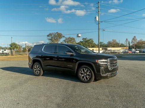 Used 2021 GMC Acadia SLE image 9