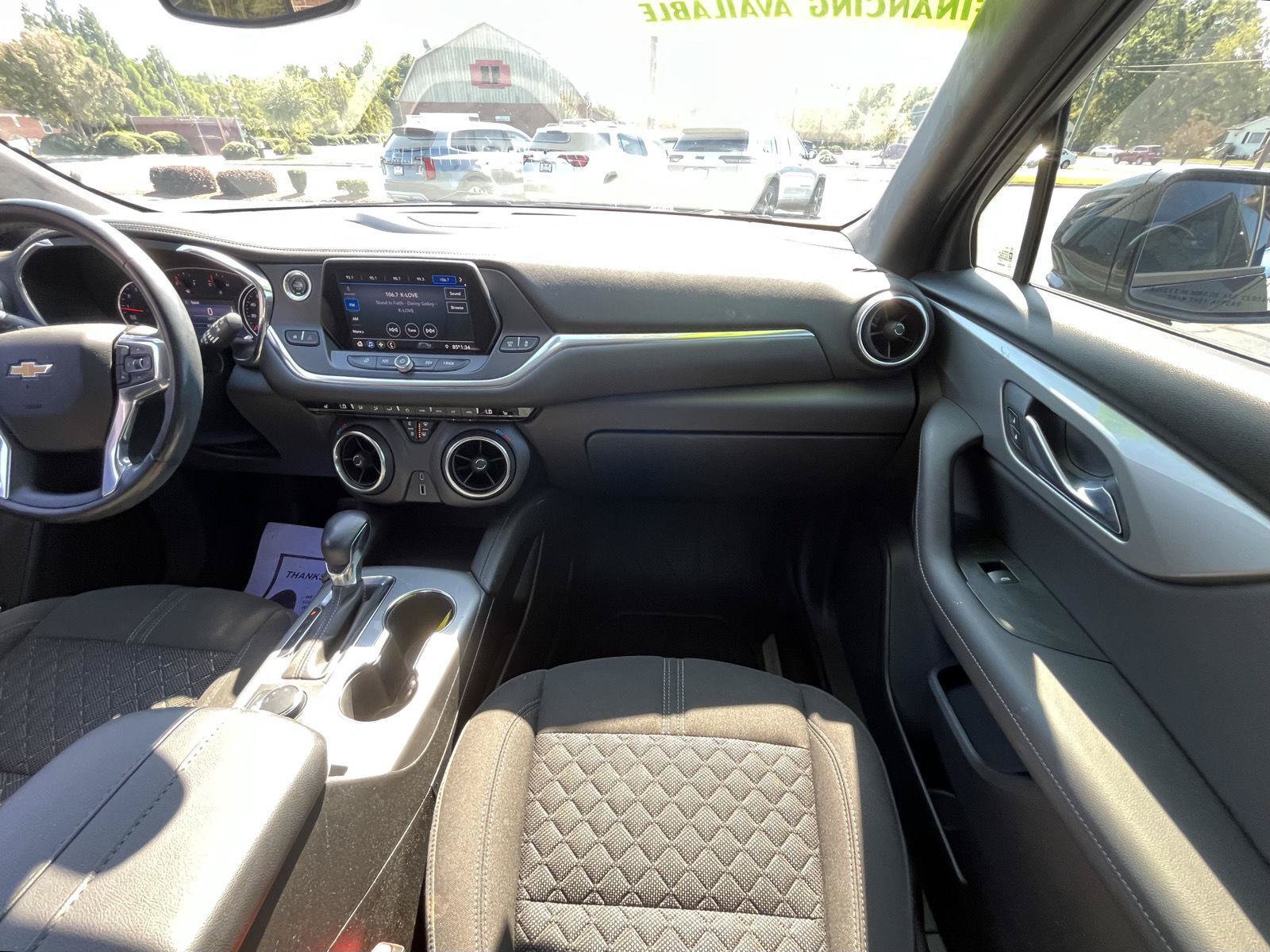 Used 2020 Chevrolet Blazer LT FWD image 14
