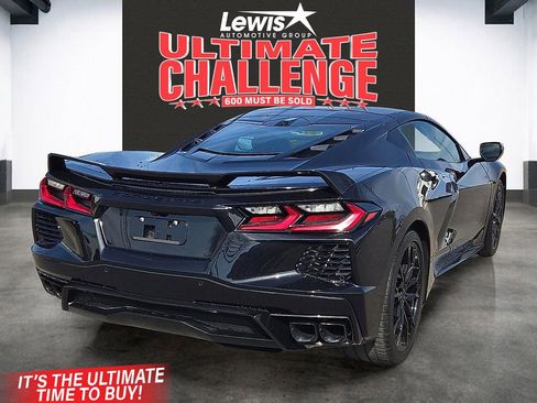 Used 2024 Chevrolet Corvette Stingray Premium Cpe w/ Z51 Performance Package image 4