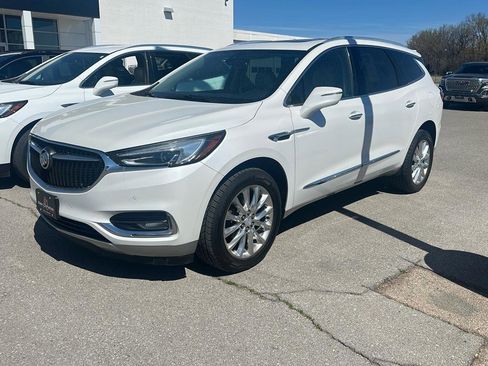 Used 2018 Buick Enclave Premium w/ Experience Buick Package image 1