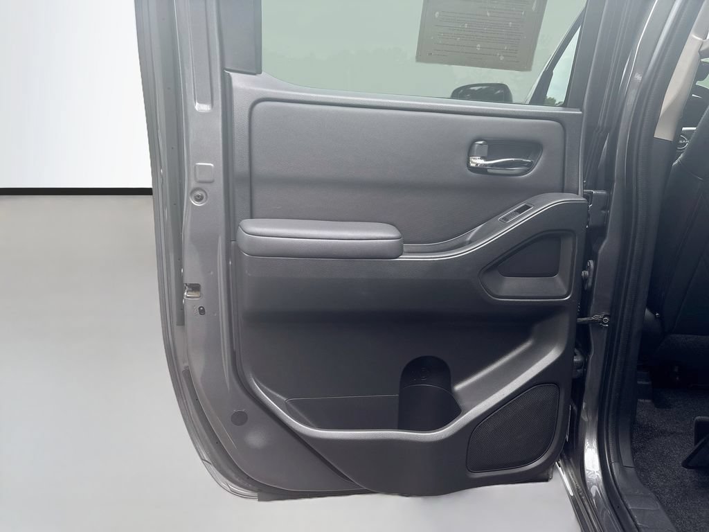 Used 2023 Nissan Frontier SV w/ SV Premium Package AWD/4WD image 28