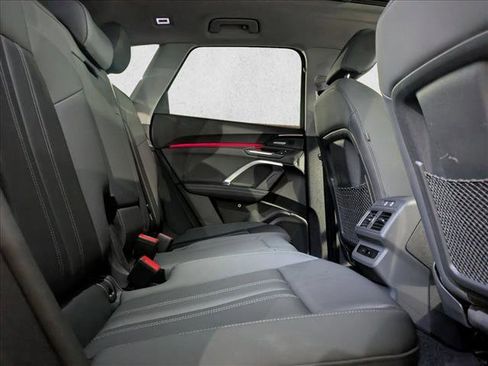 Used 2025 Audi Q5 Premium Plus w/ Premium Plus image 26