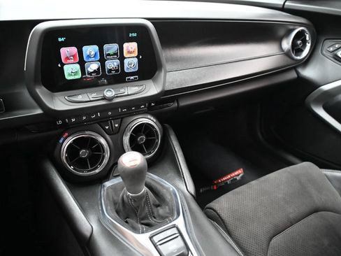 Used 2017 Chevrolet Camaro SS RWD image 27