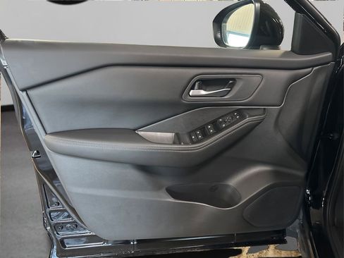 New 2026 Nissan Rogue SV image 14