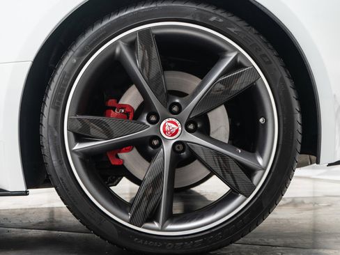 Used 2019 Jaguar F-TYPE R-Dynamic image 11