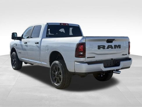 New 2026 RAM 2500 Big Horn AWD/4WD image 3