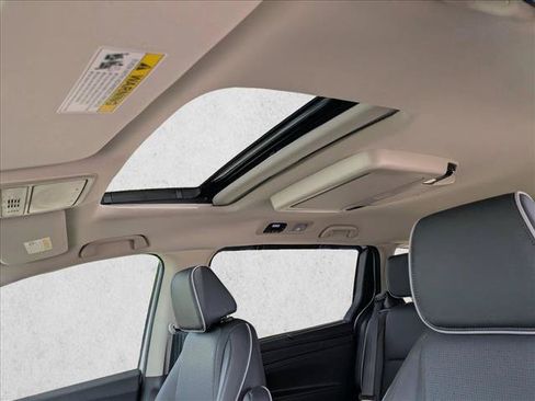 Used 2026 Honda Odyssey Elite image 18