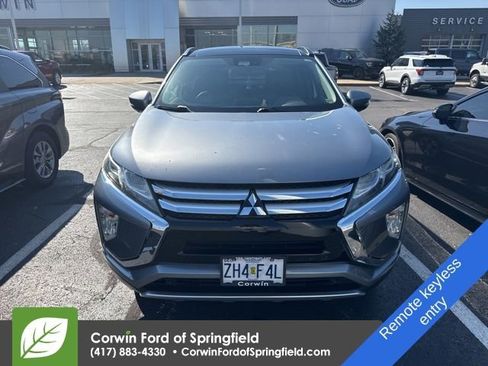 Used 2018 Mitsubishi Eclipse Cross SEL image 2