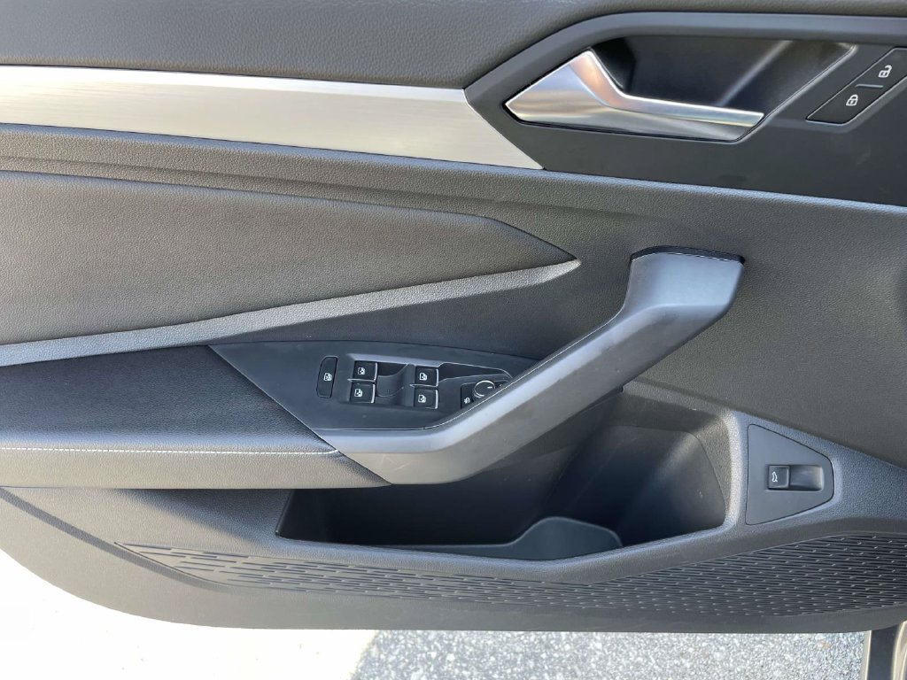 Certified 2026 Volkswagen Jetta Sport FWD image 18