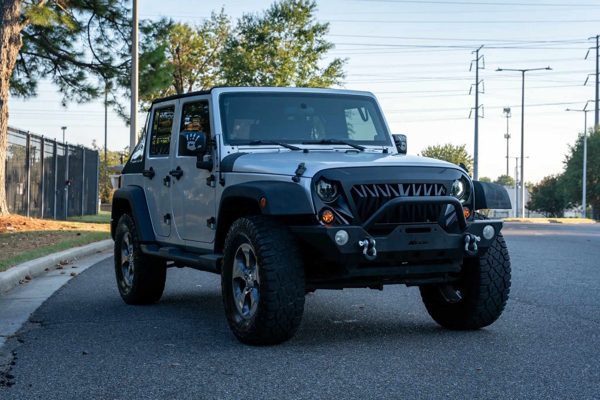Used 2010 Jeep Wrangler Unlimited Sport RWD image 3