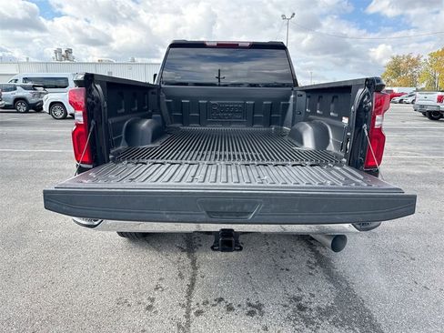 Used 2024 Chevrolet Silverado 2500 LTZ image 24