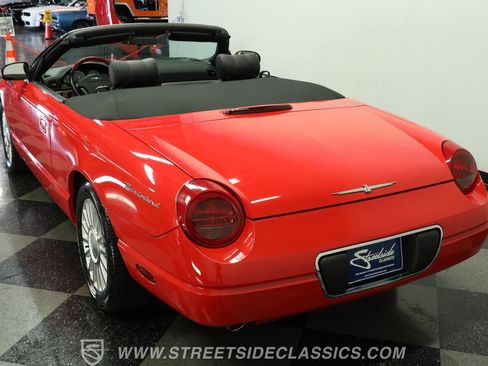 Used 2005 Ford Thunderbird RWD image 8