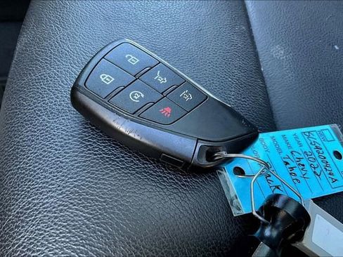 Used 2022 Chevrolet Tahoe LT w/ LT Signature Plus Package image 11