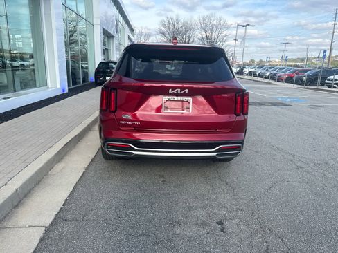 Used 2023 Kia Sorento SX image 6