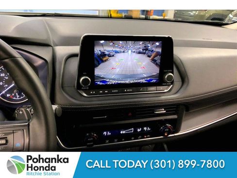 Used 2025 Nissan Rogue SV image 24