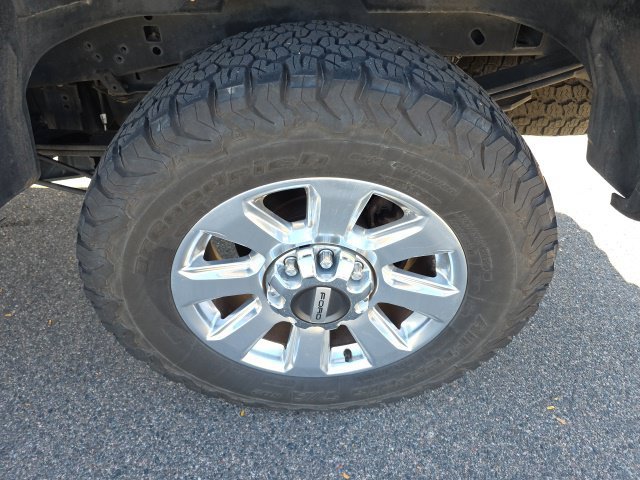 Used 2021 Ford F250 Platinum w/ FX4 Off-Road Package AWD/4WD image 10