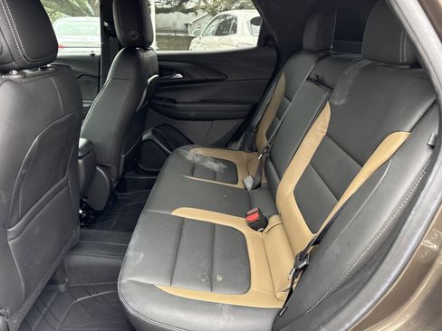 Used 2022 Chevrolet TrailBlazer ACTIV w/ Technology Package image 10