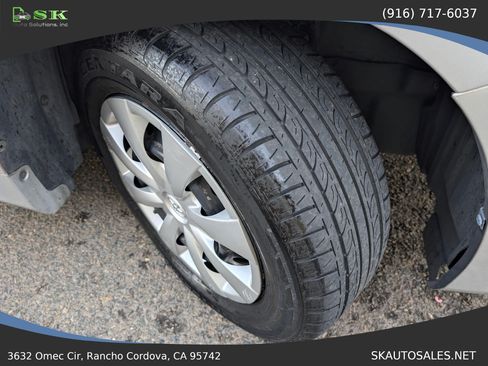 Used 2011 Toyota Corolla LE FWD image 16
