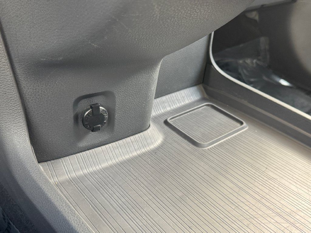 Certified 2023 Toyota Sienna Limited AWD/4WD image 26