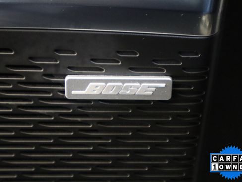 Used 2025 GMC Acadia Elevation image 35