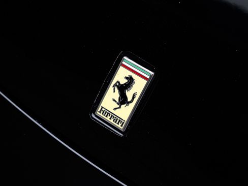 Used 2010 Ferrari 458 Italia Coupe image 12