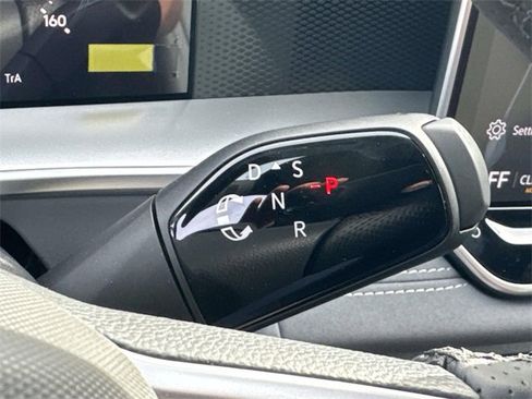 New 2026 Volkswagen Tiguan SE R-Line image 25