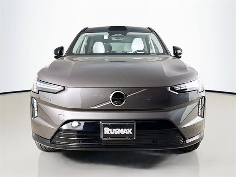 New 2025 Volvo EX90 Ultra w/ Protection Package Premier image 2