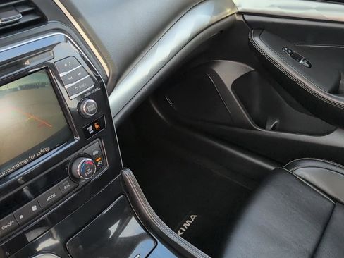 Used 2023 Nissan Maxima SL image 34