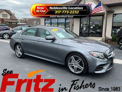Used 2018 Mercedes-Benz E 300 4MATIC image 1