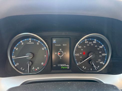 Used 2017 Toyota RAV4 Limited w/ Advanced Technology Package FWD image 15