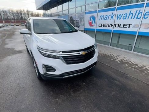 Certified 2022 Chevrolet Equinox LT image 2
