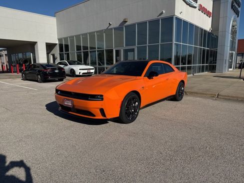 New 2025 Dodge Charger R/T w/ Quick Order Package 25M R/T image 6