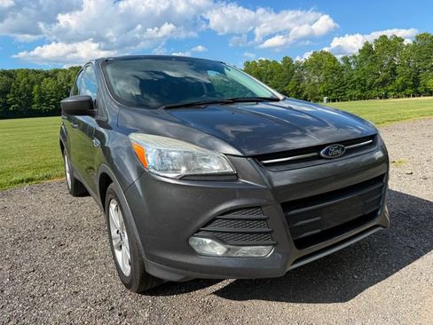 Used 2015 Ford Escape SE FWD image 6