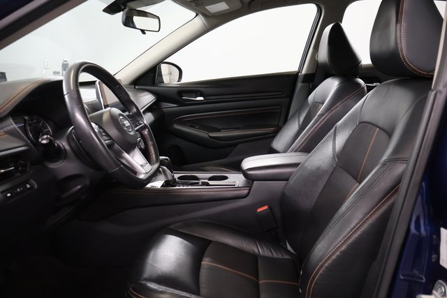 Used 2022 Nissan Altima 2.5 SR FWD image 11