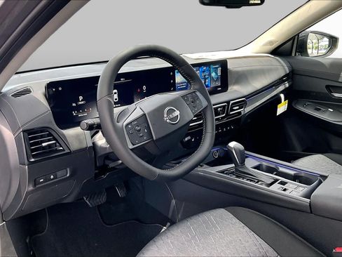 New 2026 Nissan Sentra SV w/ SV Convenience Package FWD image 8