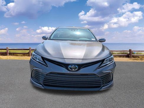 Used 2023 Toyota Camry LE FWD image 11
