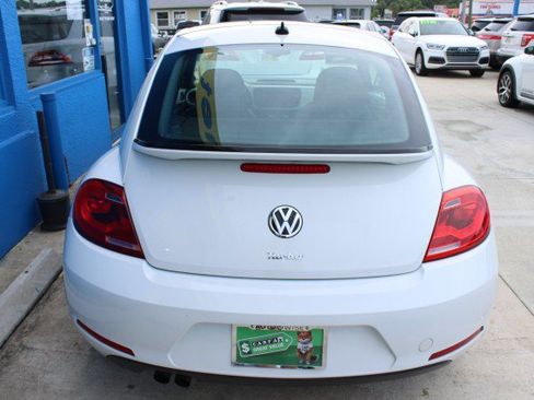 Used 2016 Volkswagen Beetle 1.8T SE FWD image 5