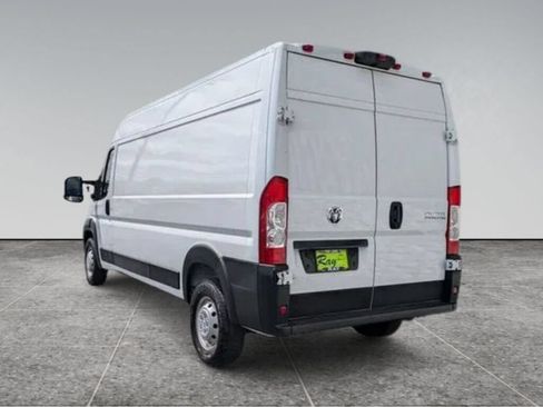 Used 2023 RAM ProMaster 2500 FWD image 5