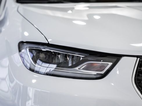 New 2026 Chrysler Pacifica Pinnacle w/ Trailer Tow Group image 12