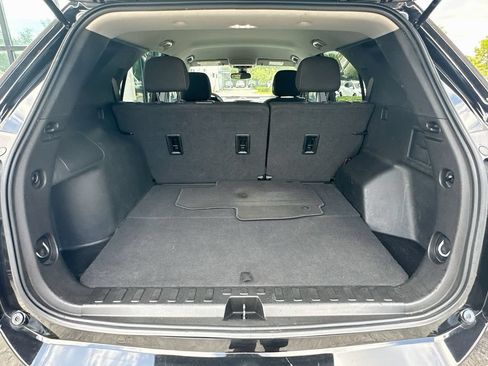 Used 2021 Chevrolet Equinox LT FWD image 25