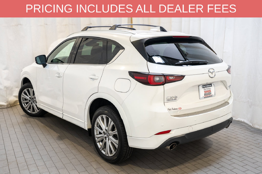 Used 2023 MAZDA CX-5 Signature AWD/4WD image 3